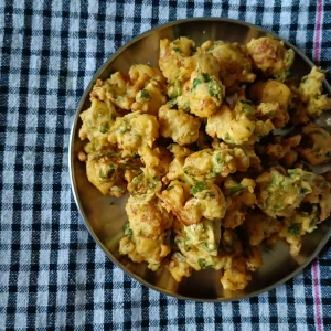 Cauliflower Pakoda